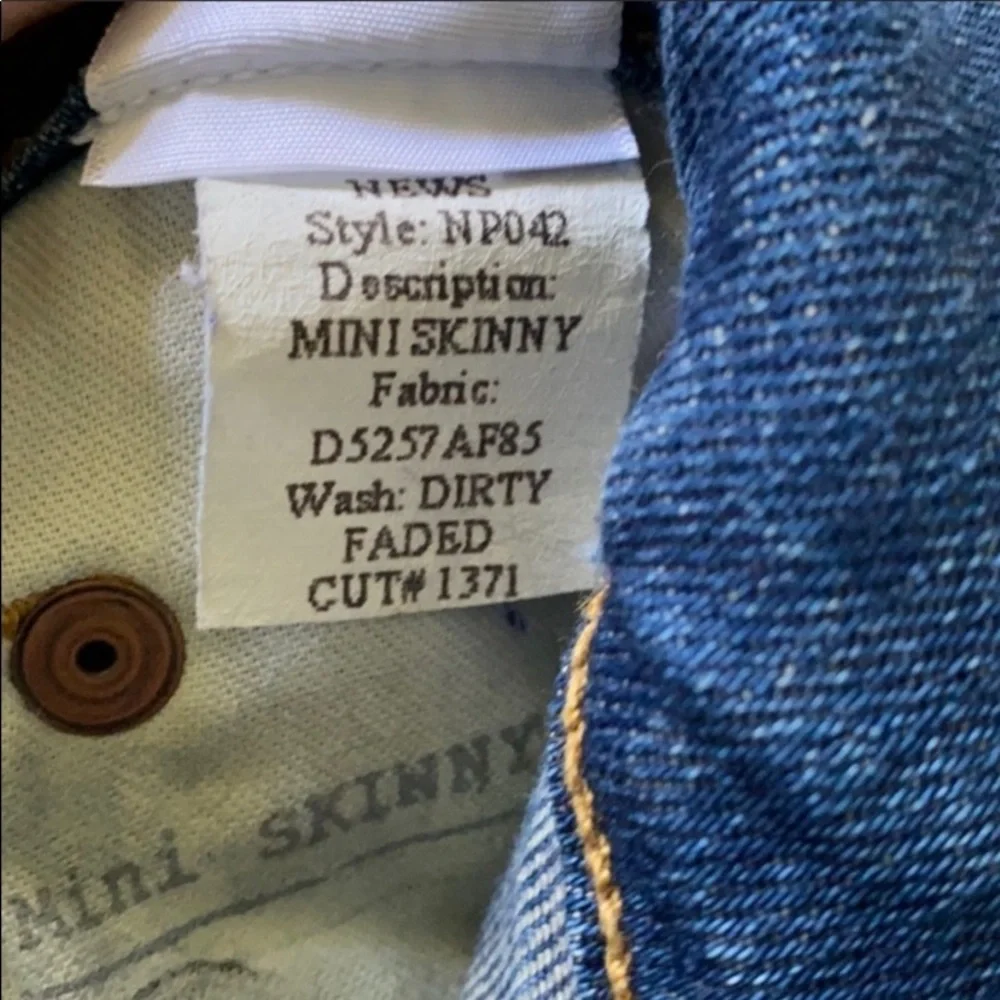 6397 Mini Skinny Jeans